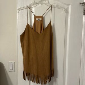 Medium fringe tank top